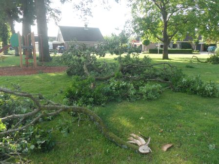 STORMSCHADE DE PIT