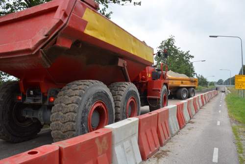 160803 Haulstersingel machines