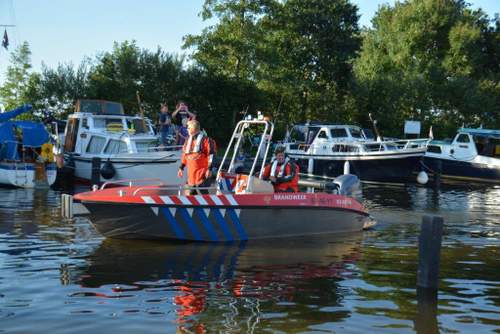 170718 Oefening brandweer passantenhaven Langweer blusboot