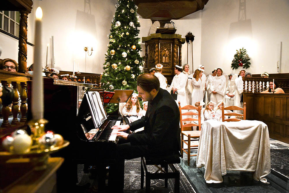 231224 Langweer Kerstspel in dorpskerk 2 1000