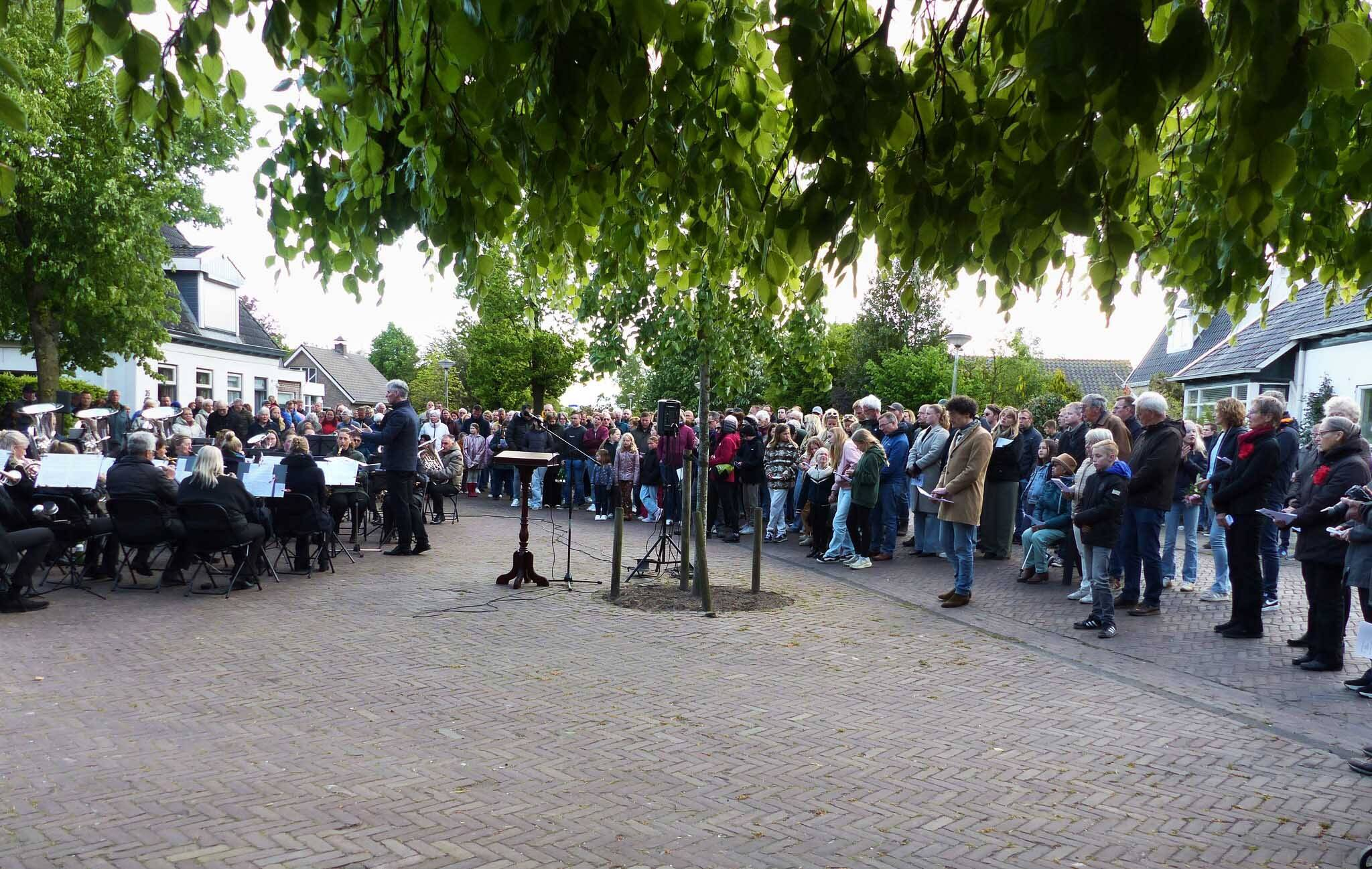 250505 Ouwsterhaule Dodenherdenking 3