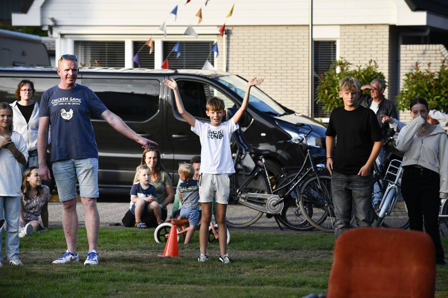 250830 langweer Merke stoelendans 3 c ByldBrege MennoDijkstra 1500