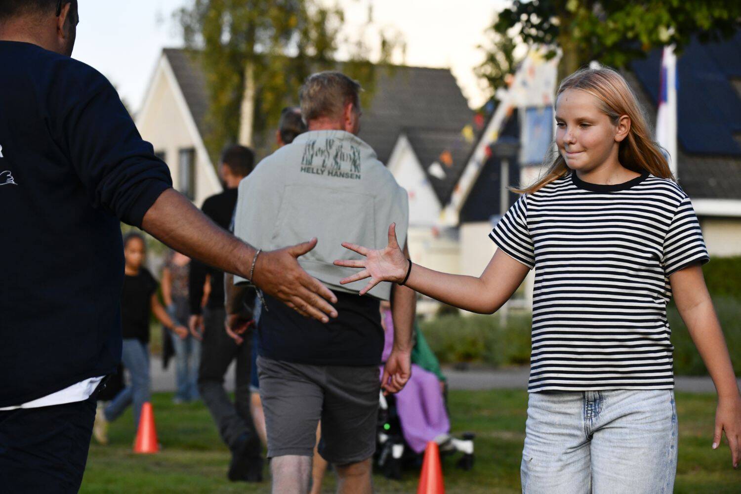 250830 langweer Merke stoelendans 5 c ByldBrege MennoDijkstra 1500