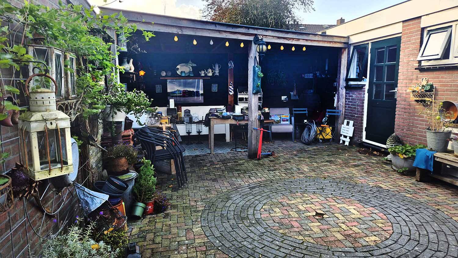 251004 Langweer garageverkoop 2