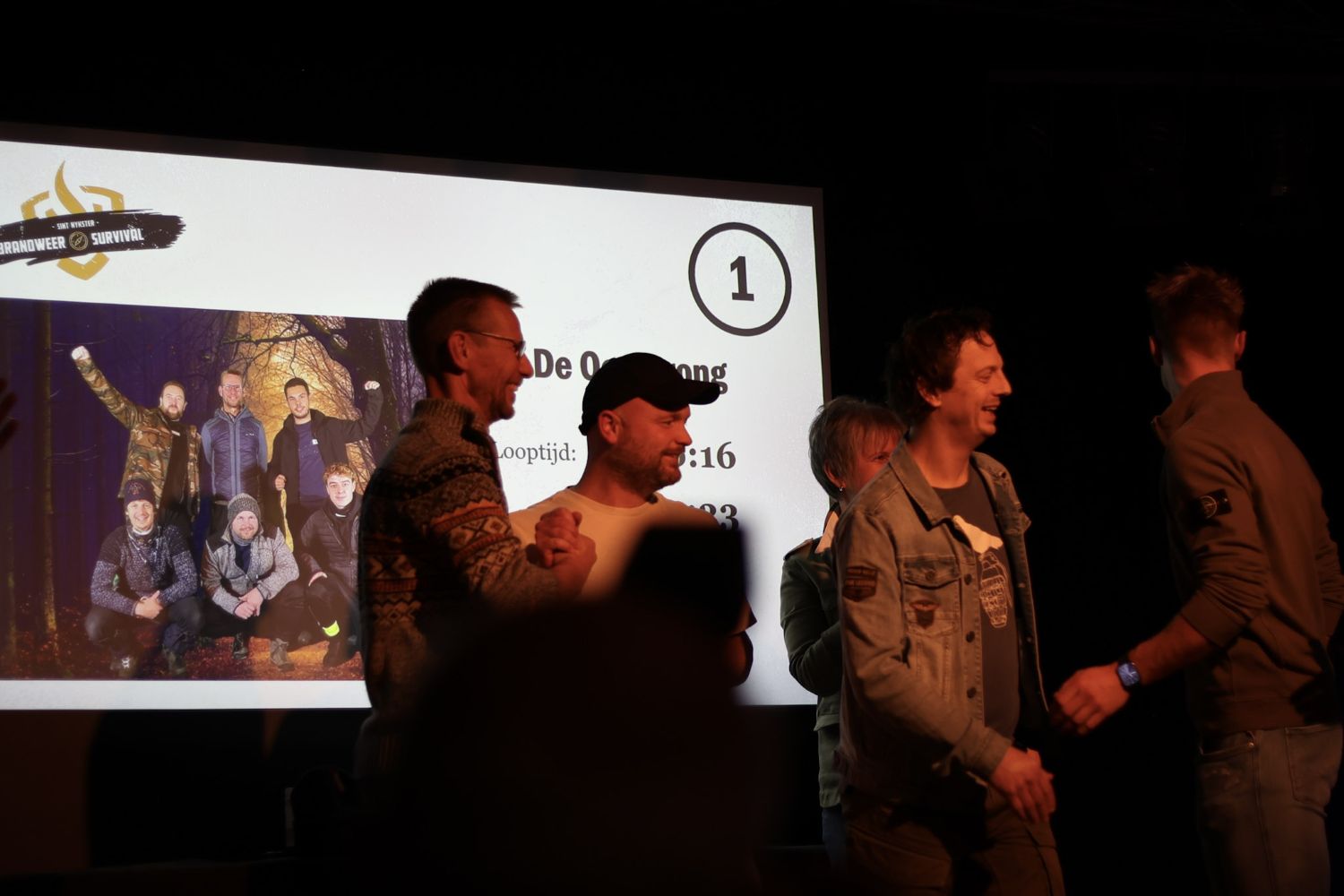 251129 SintNyk prijsuitreiking Brandweersurvival 7 c YvonneBijma 1500