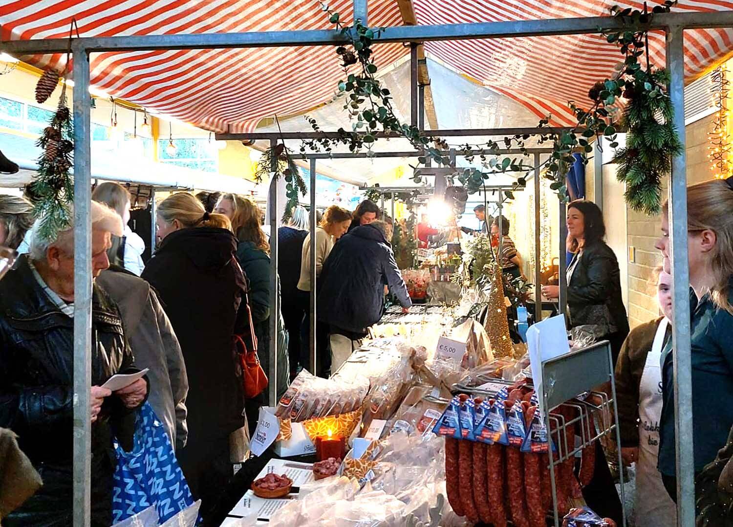 251218 SintNYk Maeykehiem kerstmarkt