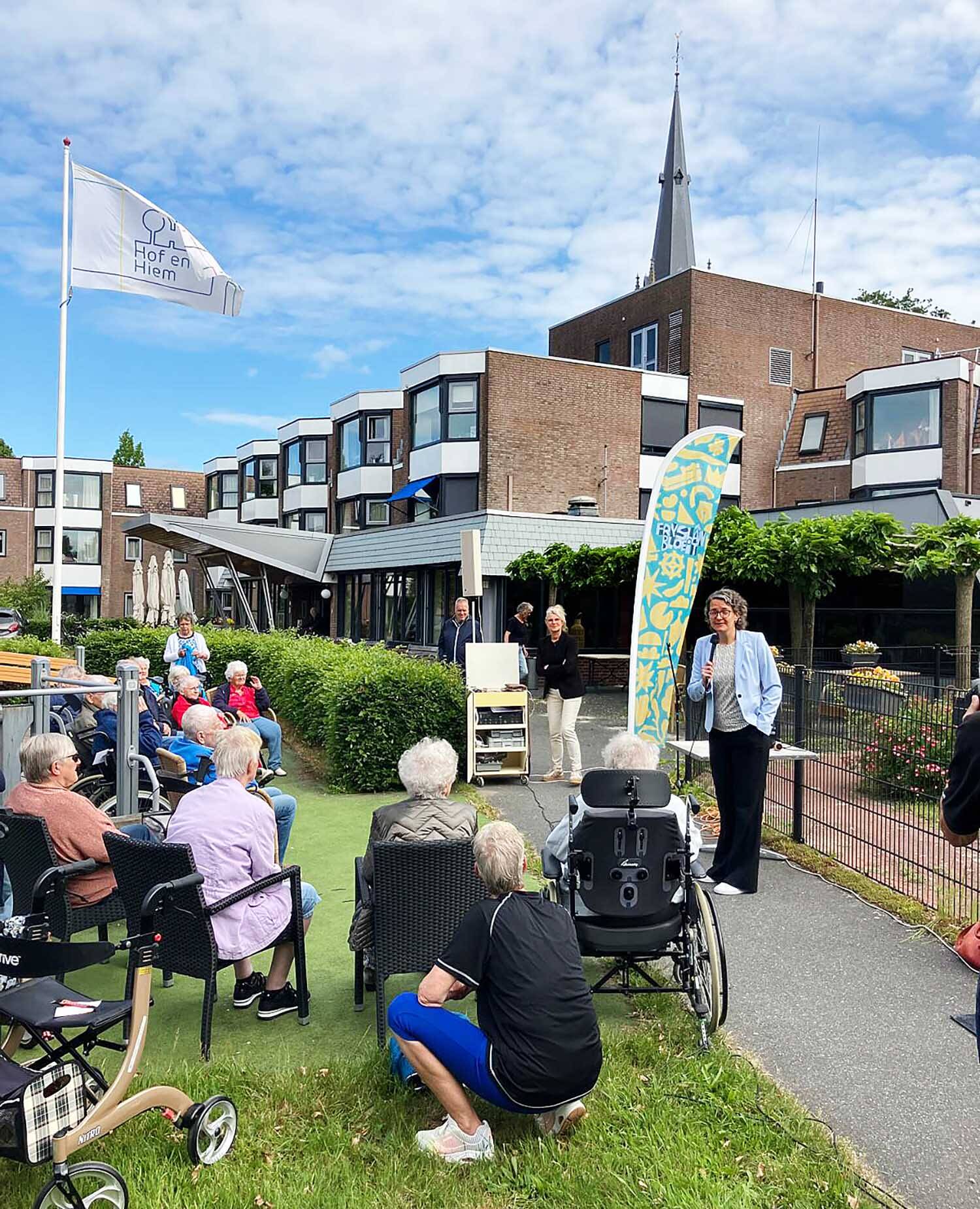 250602 SintNyk Bloeiweek DOniahiem opening2 c WIllydeGroot
