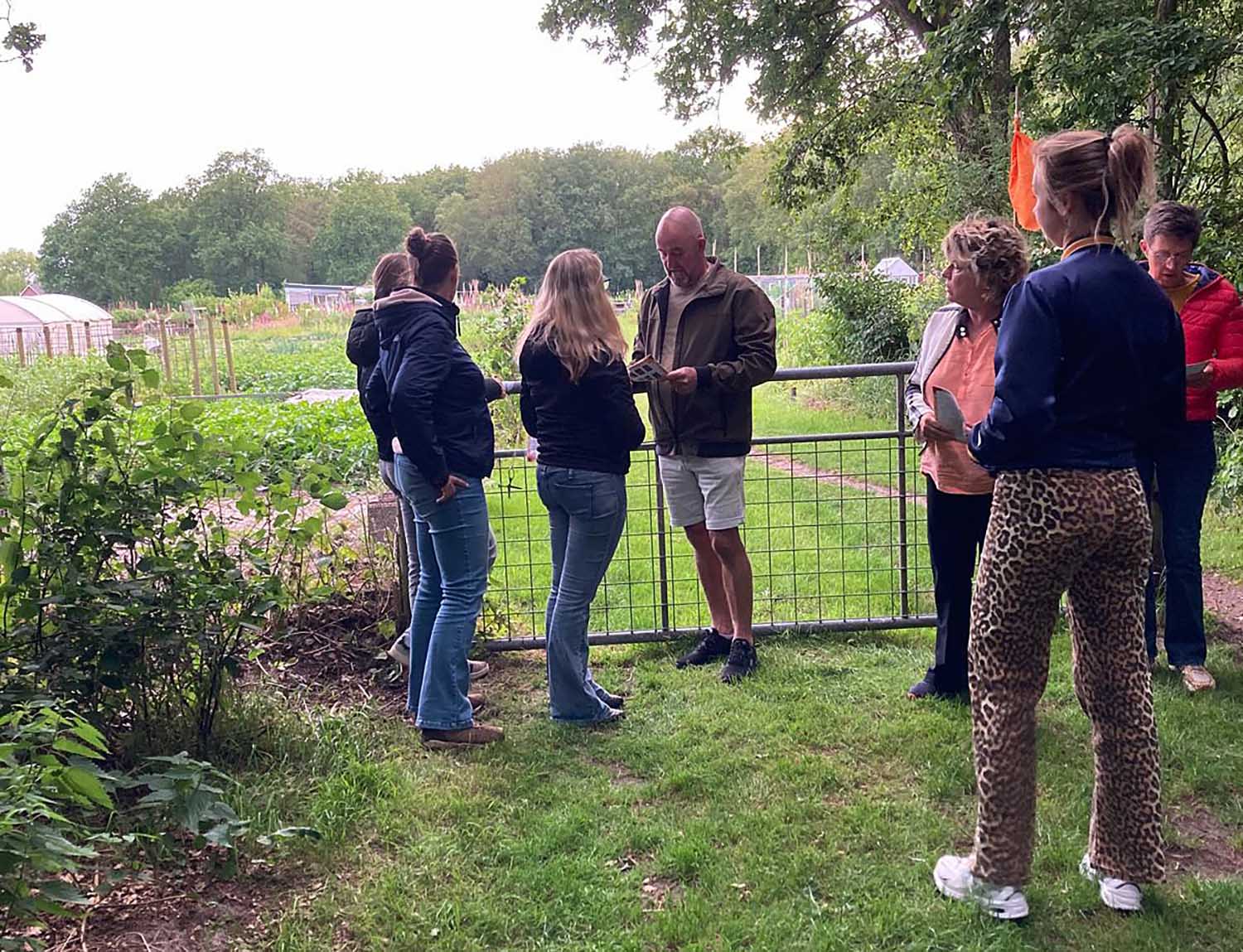 250604 SintNyk Bloeiweek Escapewandel puzzelgroep2