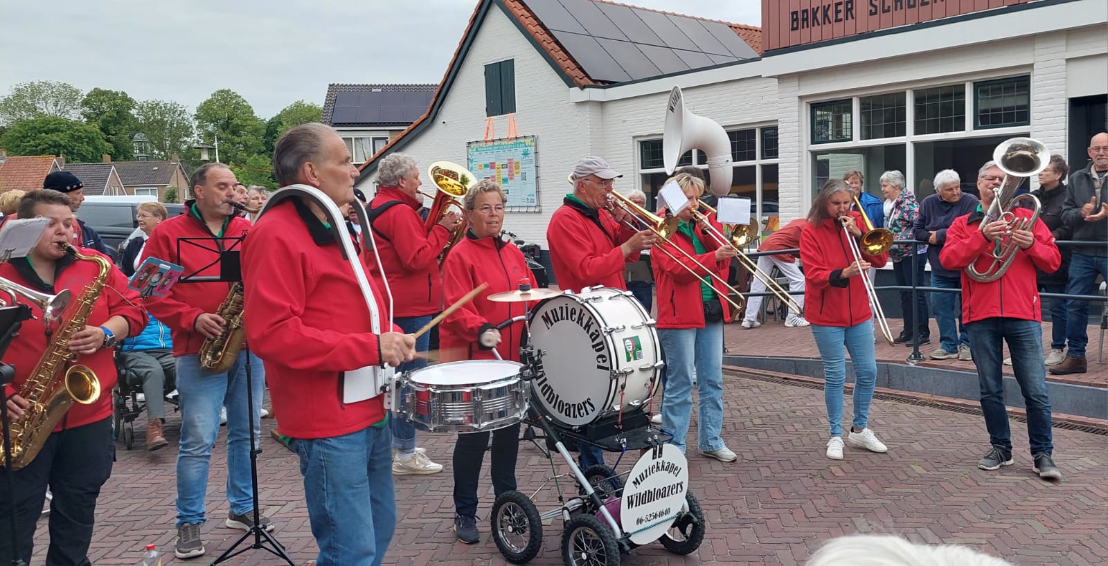 250604 SintNyk Bloeiweek shanty DeWildbloazers