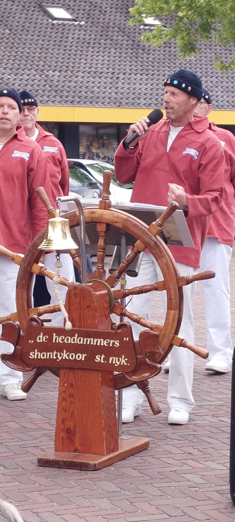 250604 SintNyk Bloeiweek shantykoren Headammers solo