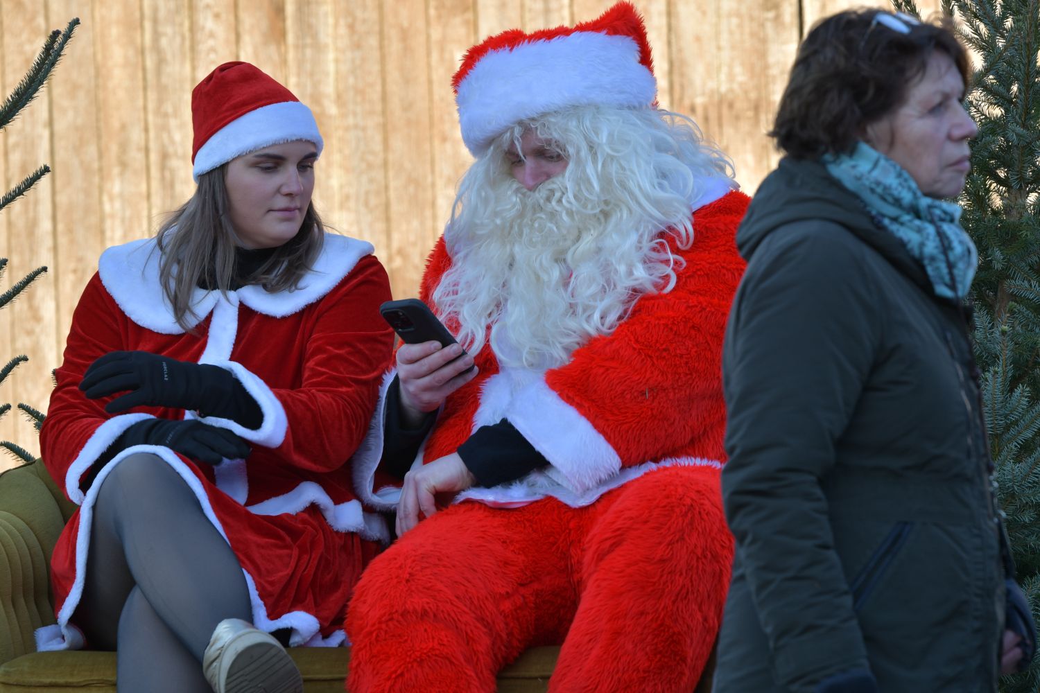 251226 SintNyk Krystkuier 8599 1500