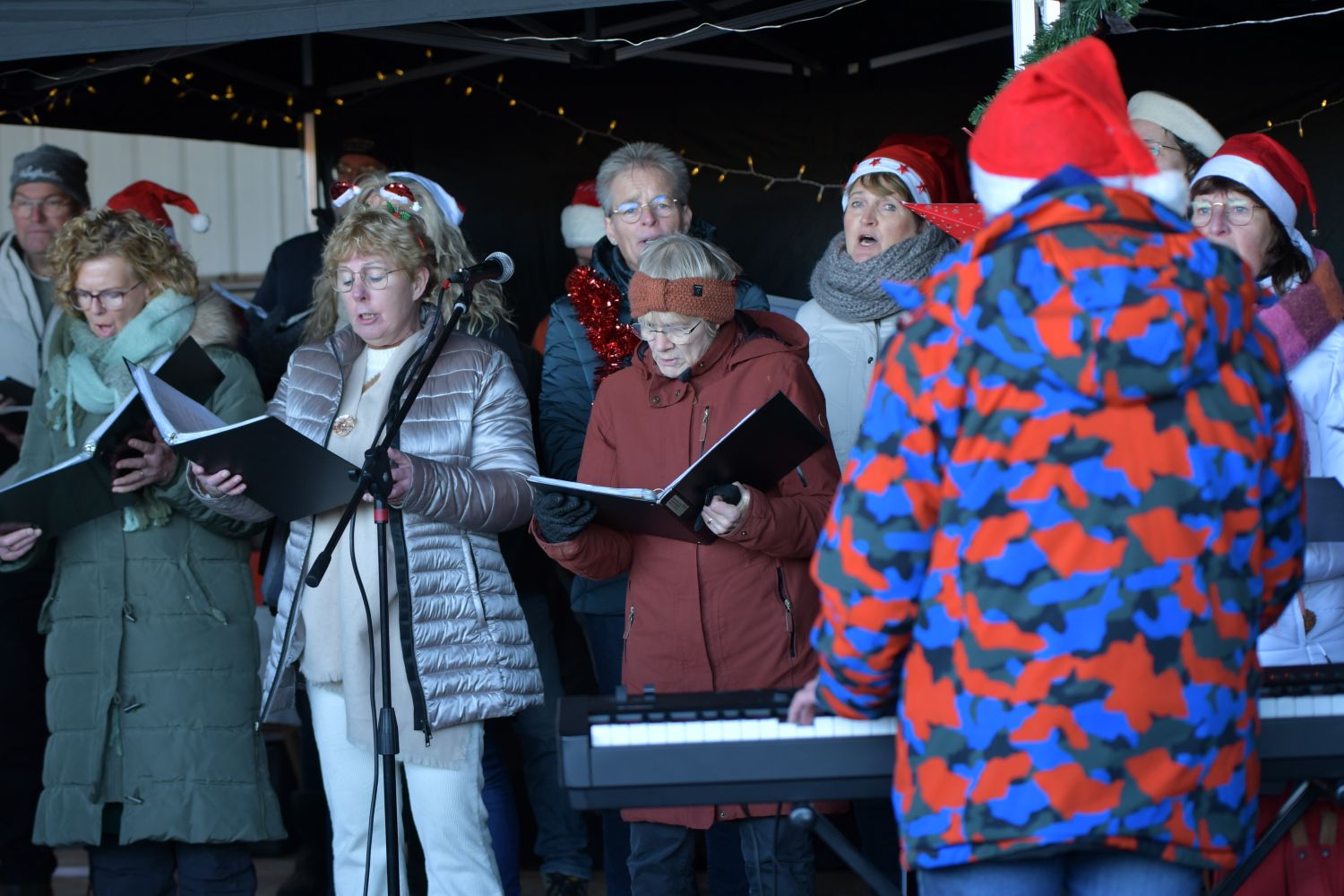 251226 SintNyk Krystkuier 8604 1500