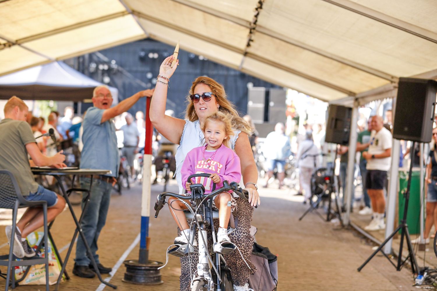 250905 SintNyk Merke Ringfietsen 7 c SprekendCleo 1500