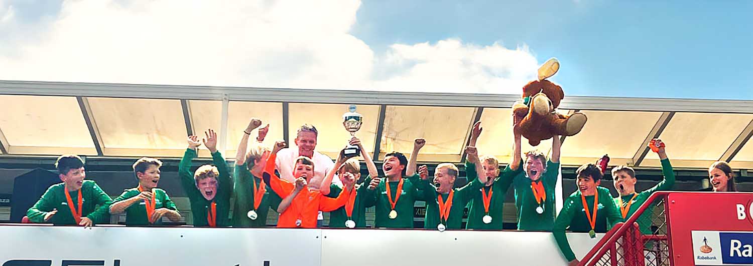 250522 SintNyk ItKlimmerbled schoolvoetbal 4