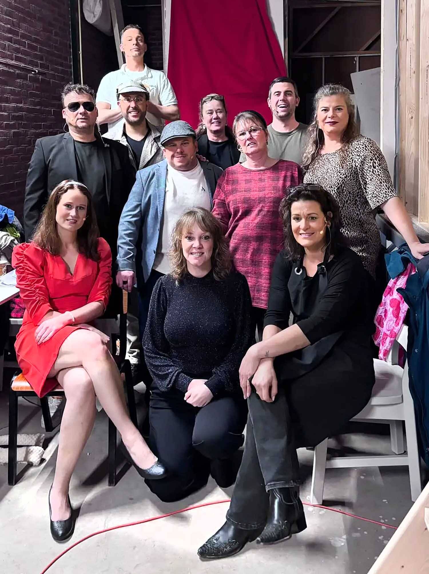 250207 Langweer toneel groep