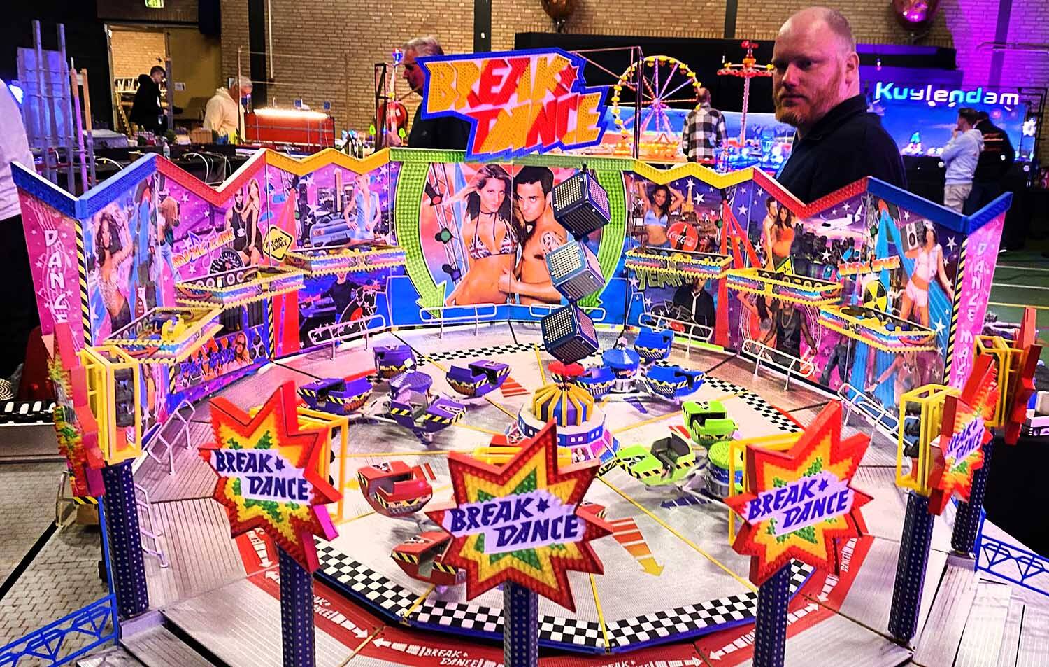 2502 SintNyk Kermisbeur3