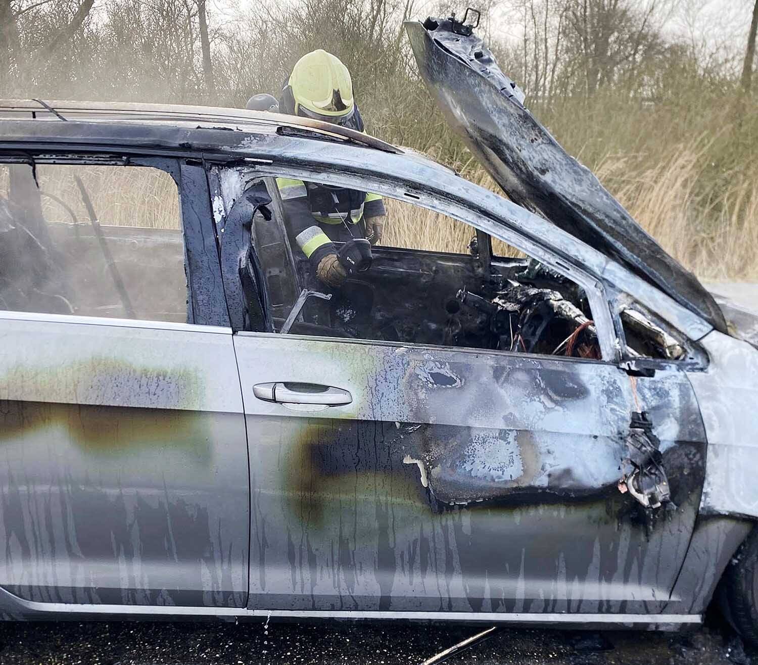 260124 Boornzwaag autoinbrand4 c BrwJoure