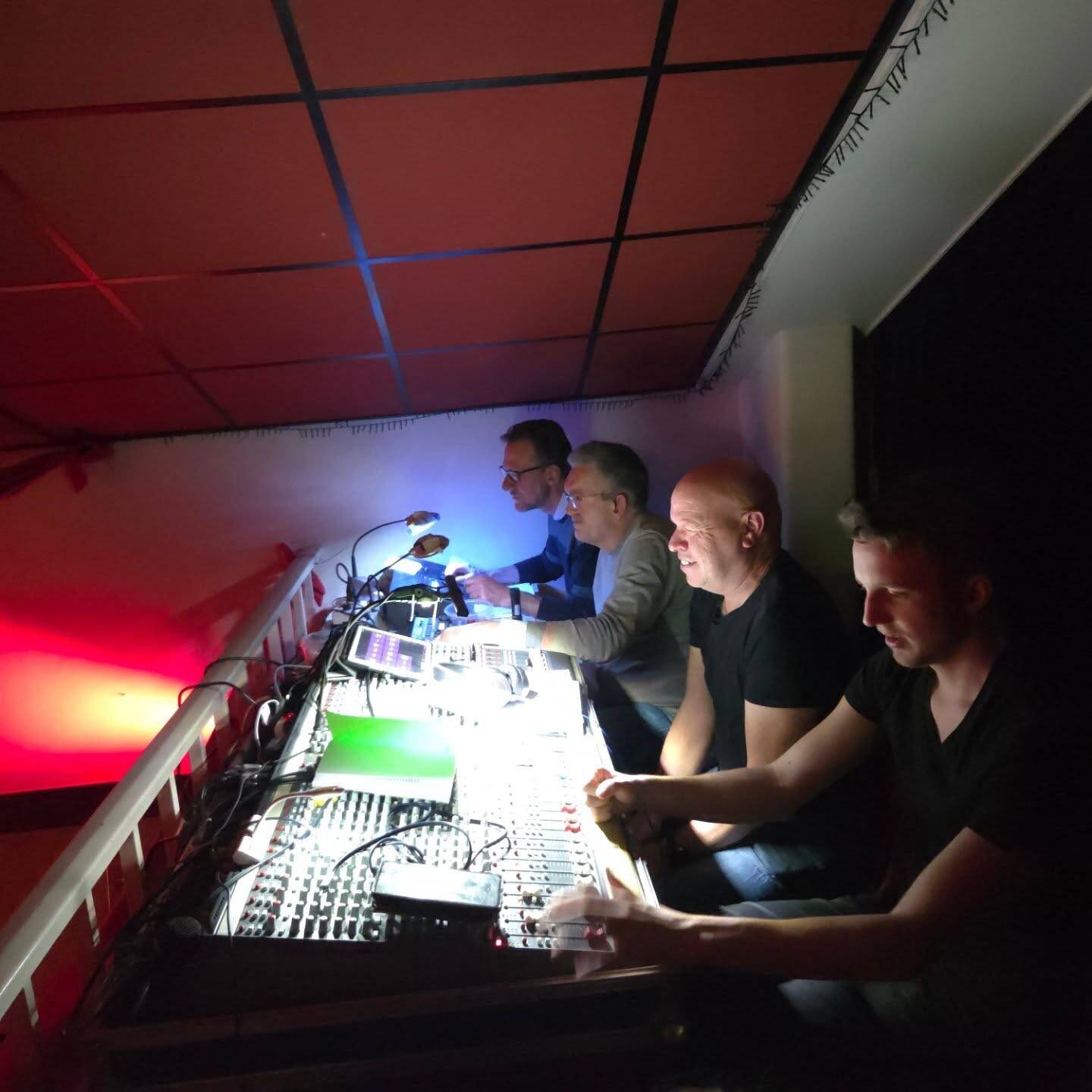 260131 SintNyk toaniel efterdeskermen