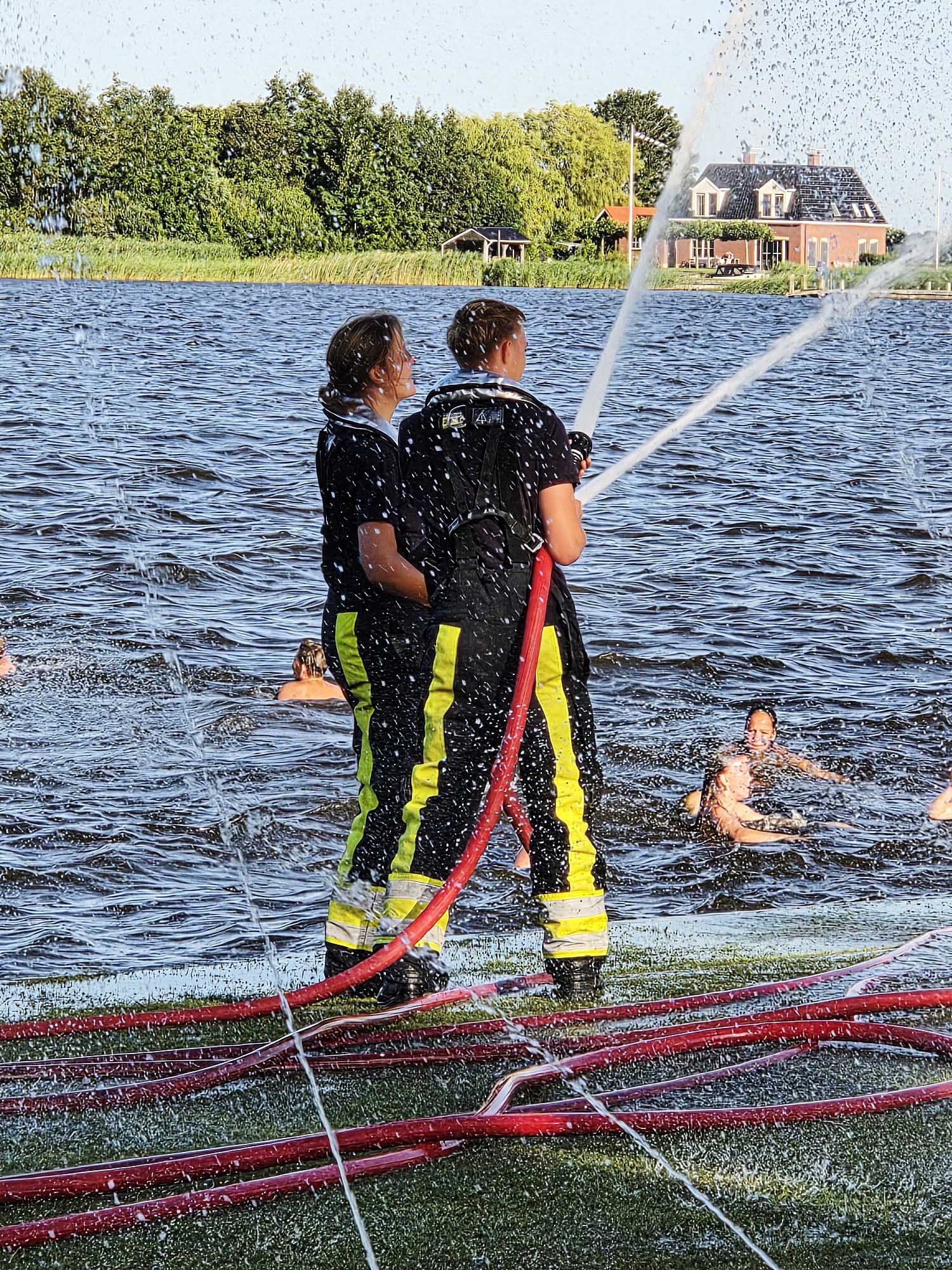 260625 Langweer waterfestijn 10 c BrwLangweer