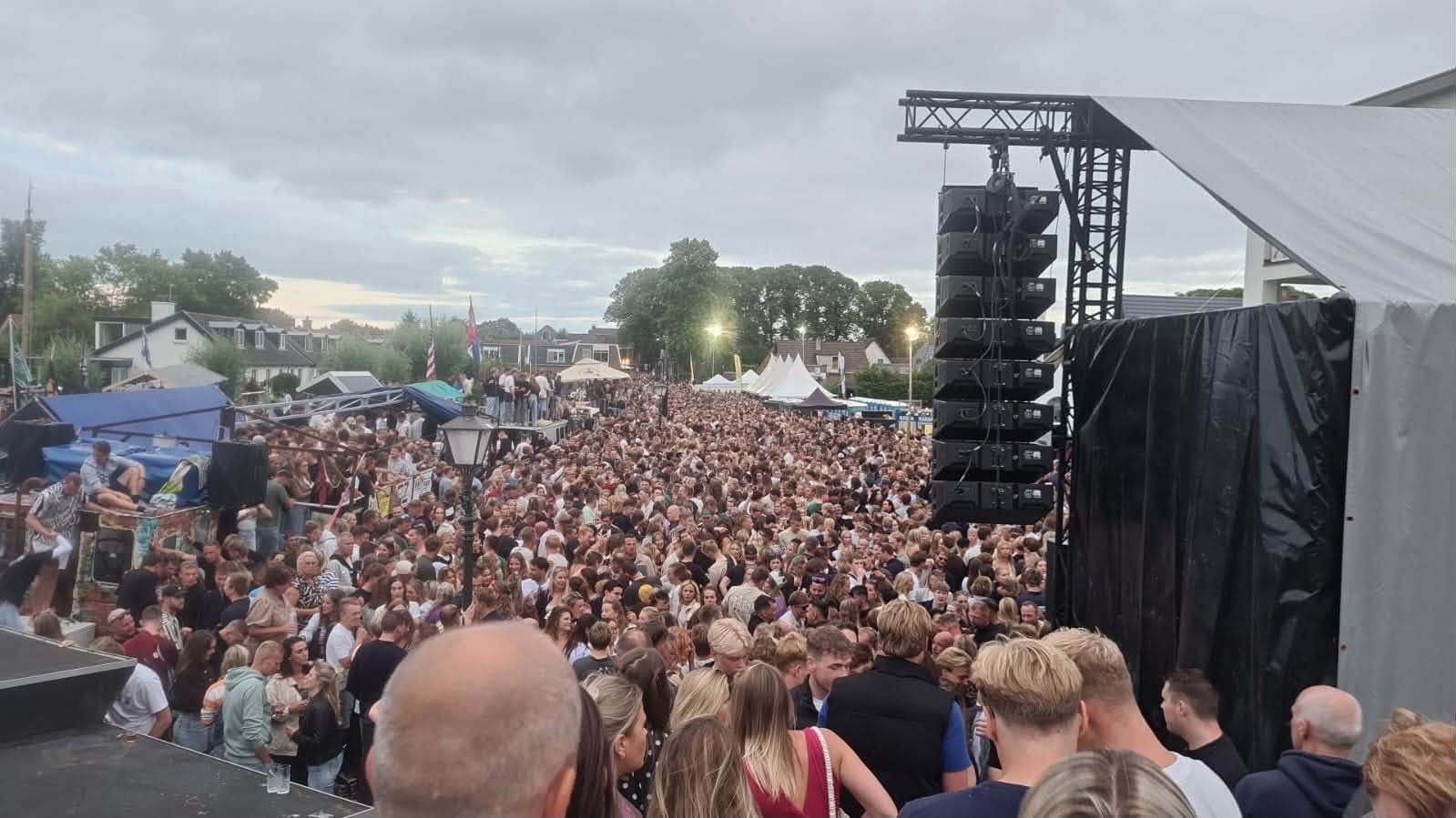 260723 Langweer drukteskutsjesilen DeDrieZwaantjes