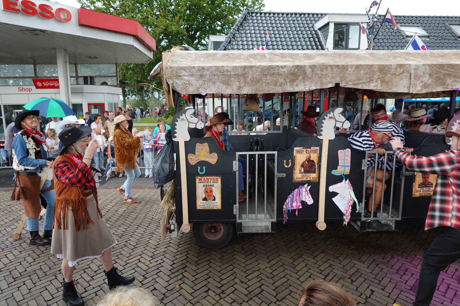 260903 SintNyk optocht ochtend 11 Noordoost nl 1500