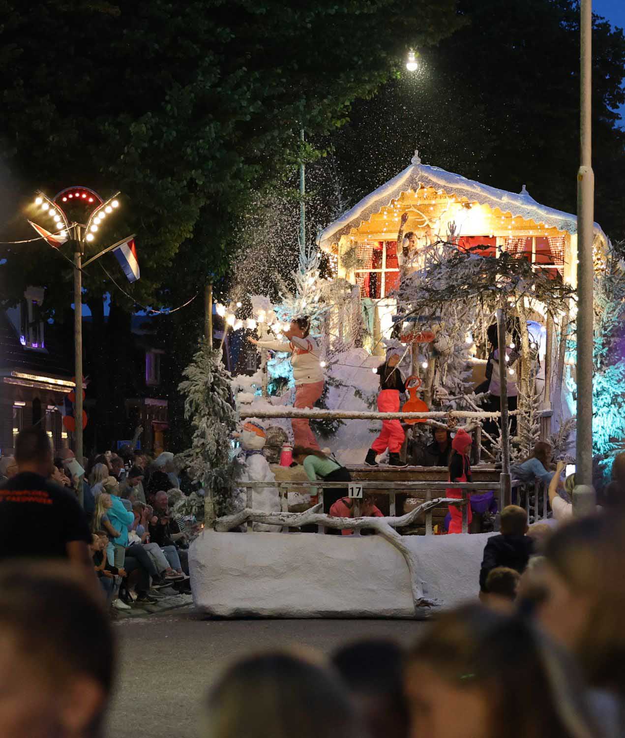 260903 SintNyk optocht avond 15 JustYvon 1500