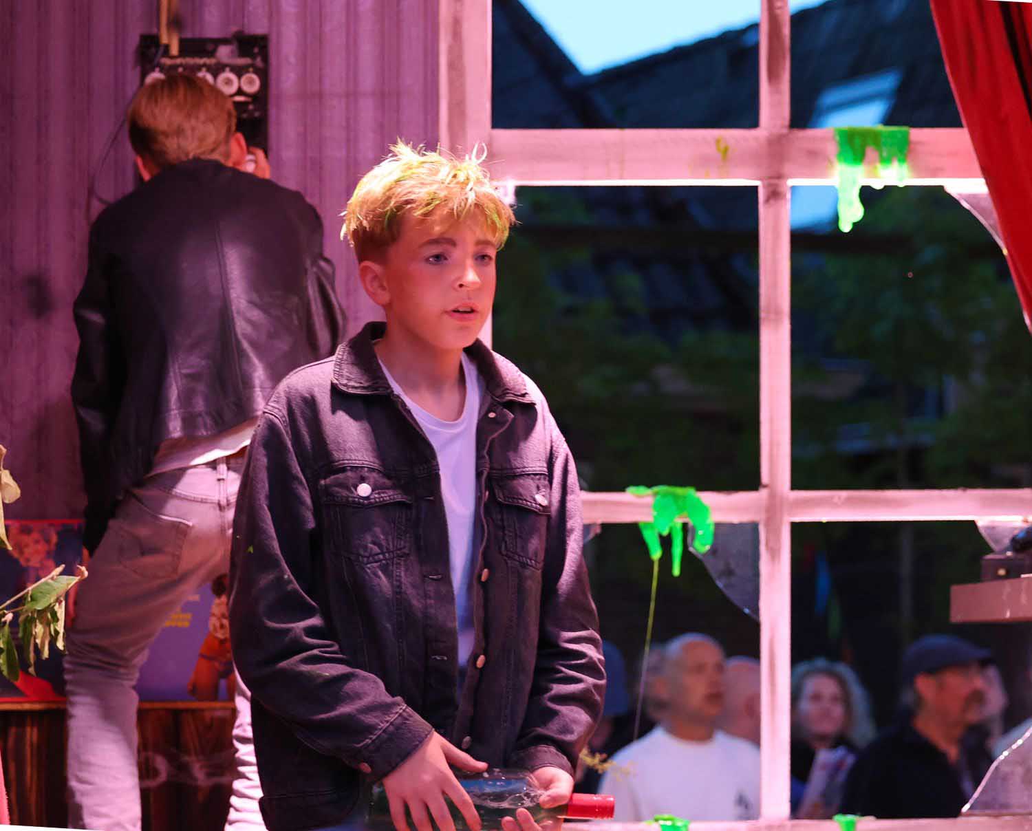 260903 SintNyk optocht avond 3 JustYvon 1500