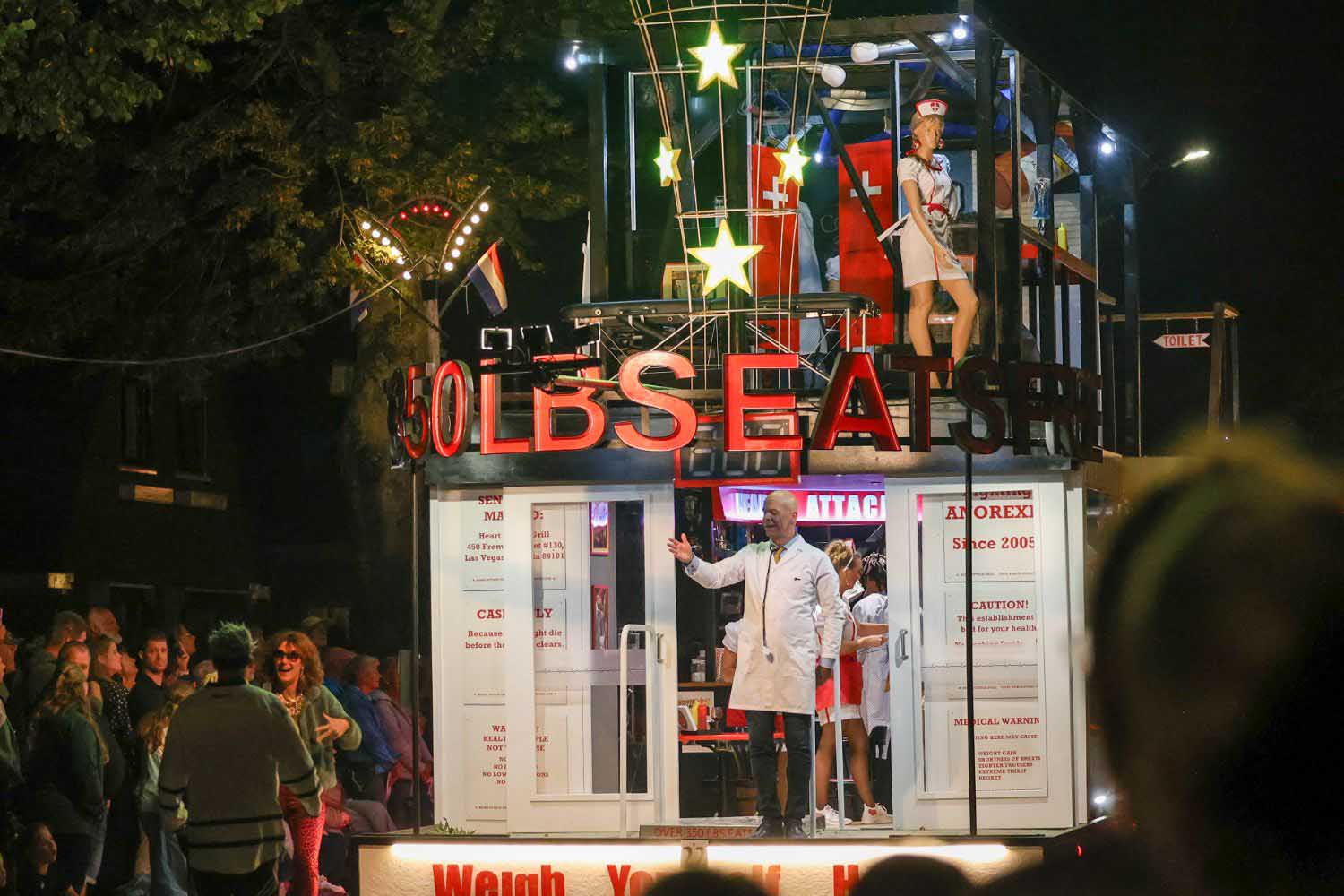 260903 SintNyk optocht avond 40 JustYvon 1500