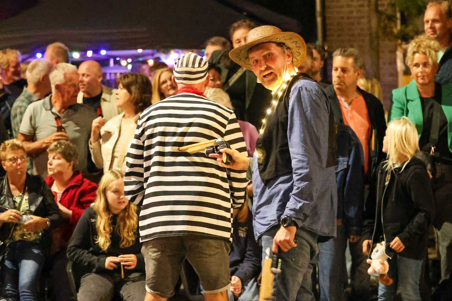 260903 SintNyk optocht avond 51 JustYvon 1500