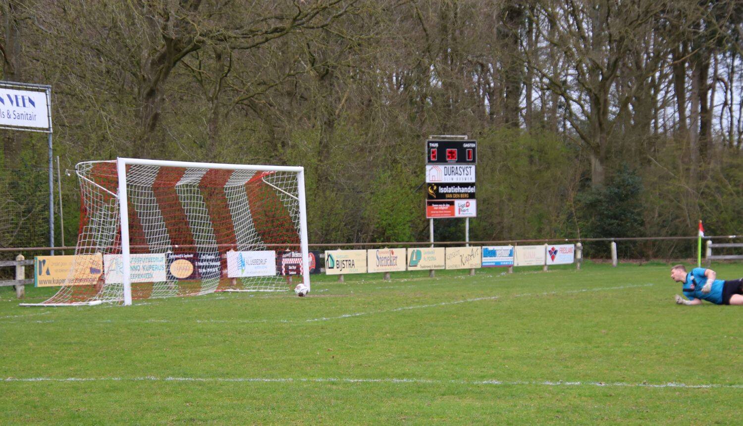 260309 Renado1 Warga 7 c YvonneBijma 1500