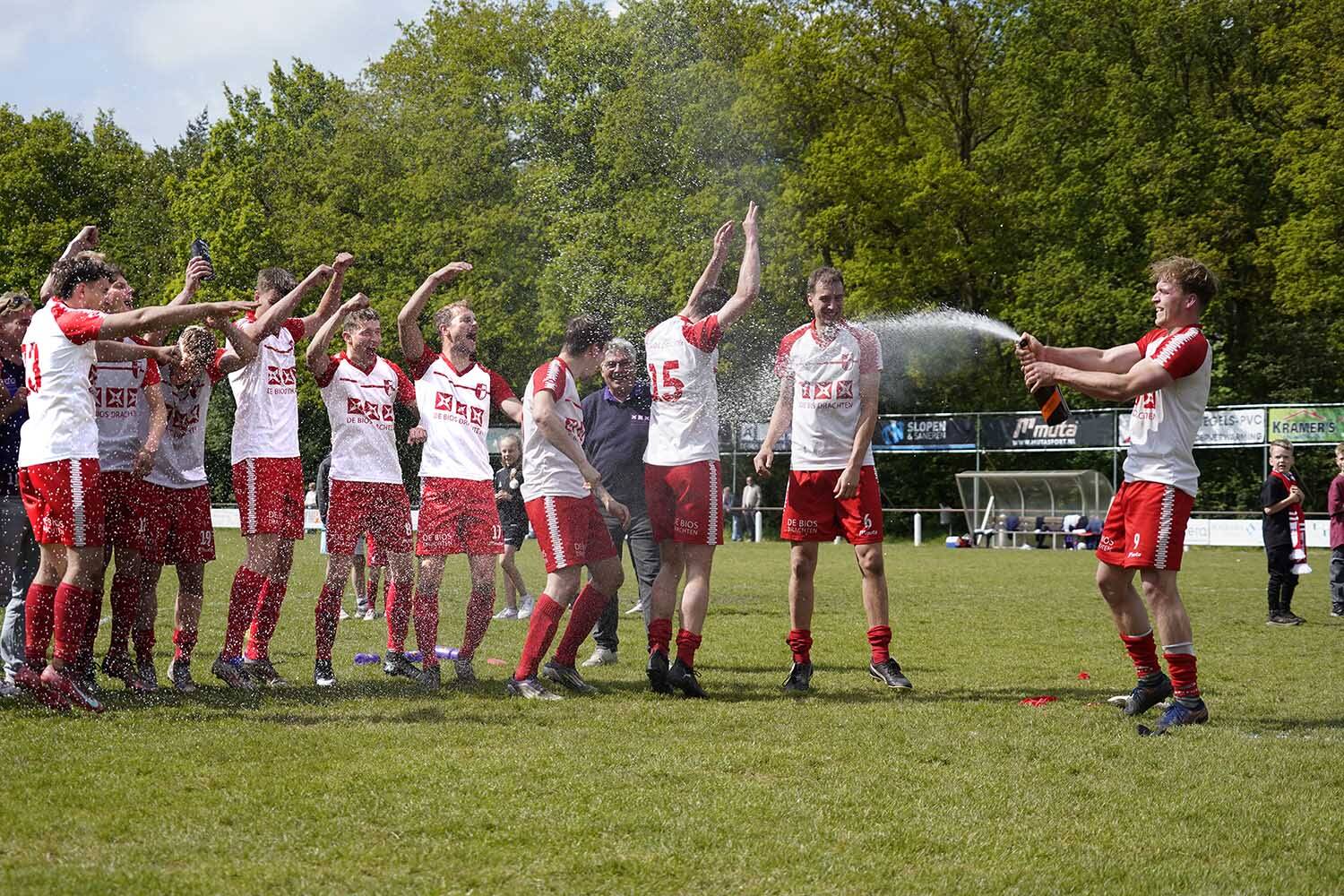 260510 Renado1 kampioen 2 1500
