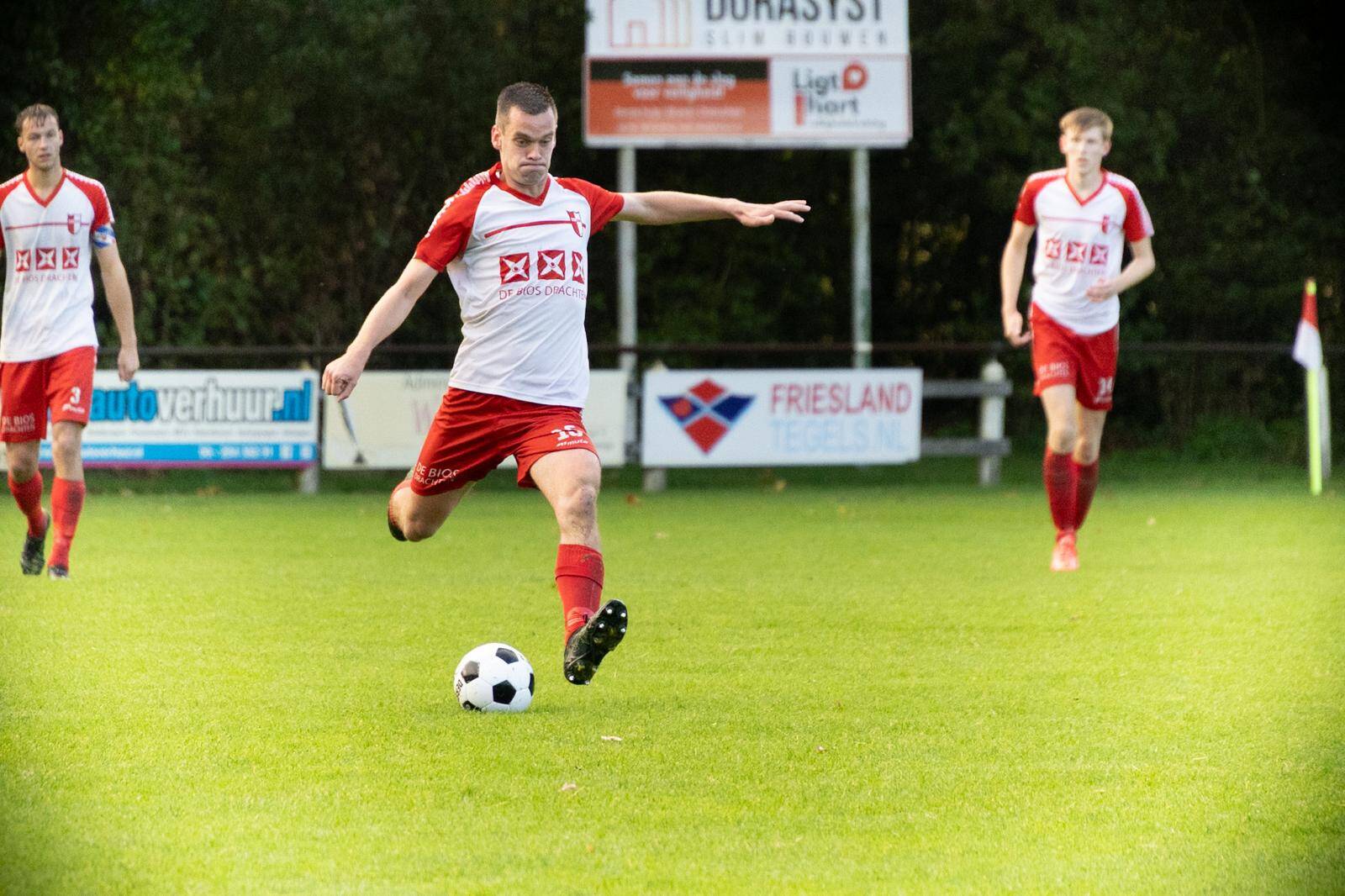 261030 SIntNyk Renado middenvelder StefandeVries JustYvon