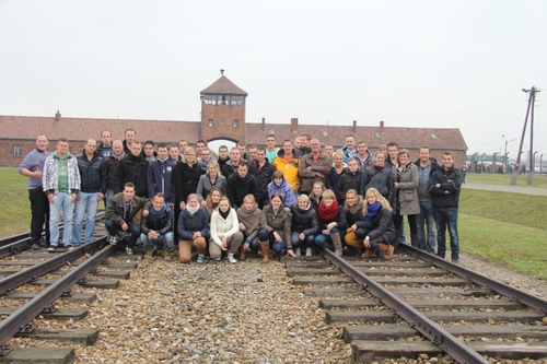 kpj bezoek auschwitz 2013