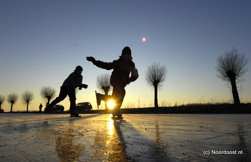 08122851 Broek schaatsters