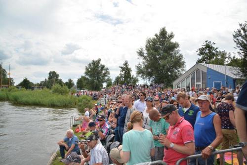 150724 Skutsjesilen publiek