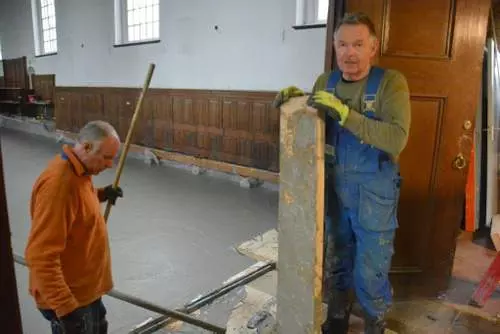 170330 Vloer kerk Langweer beton