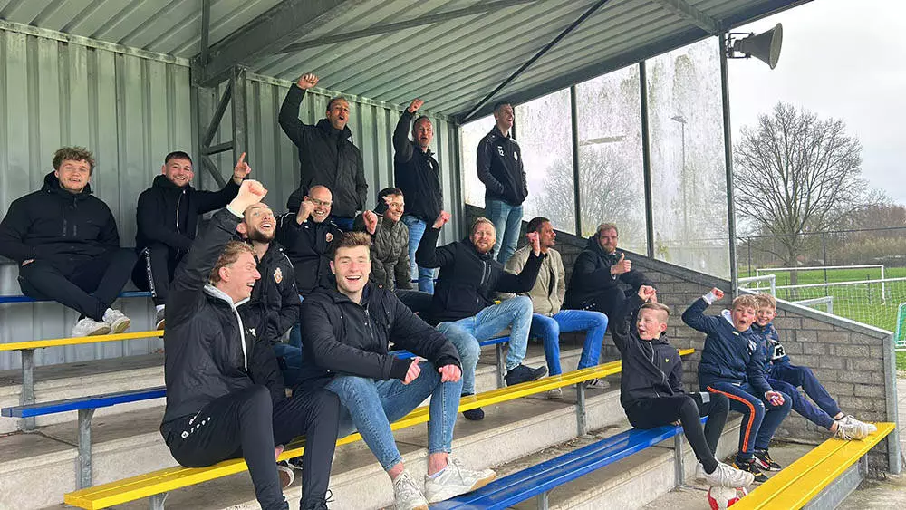 230401 LACFrisia VVI supporters