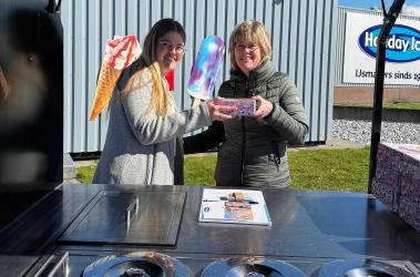 IJstesters in de dop op 1 april met ijspakket naar huis