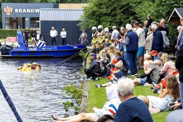 Feestelijke opening boothuis en kazerne brandweer Langweer
