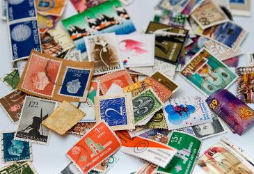 Inwoner Idskenhuizen krijgt schadevergoeding na oplichting met postzegels