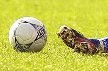 Renado 1 pakt in slotfase drie punten tegen VWC