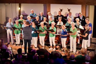 Kerstconcert in Langweer met koor en fanfare