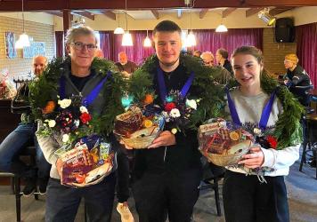 Sinterklaaspartij brengt zaalkaatsen in Sint Nyk op stoom