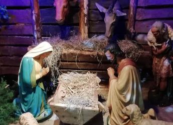 Licht en muziek op kerstavond: familiekerstviering in Sint Nyk