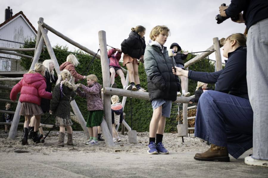 Leerlingen Scharsterbrug halen € 2.870 op voor KiKa met korte-broekenactie