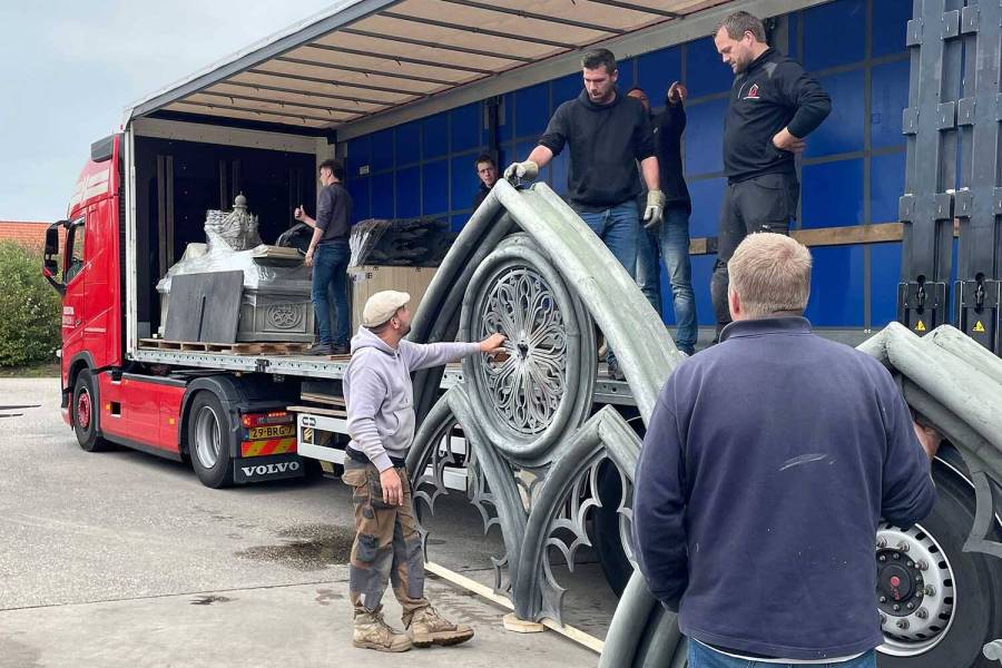 Winnende praalwagen Club Macabre krijgt nieuw leven in oud klooster