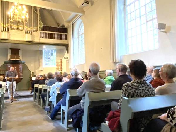 Persoonlijke verhalen en muziek in PKN-kerk Sint Nyk