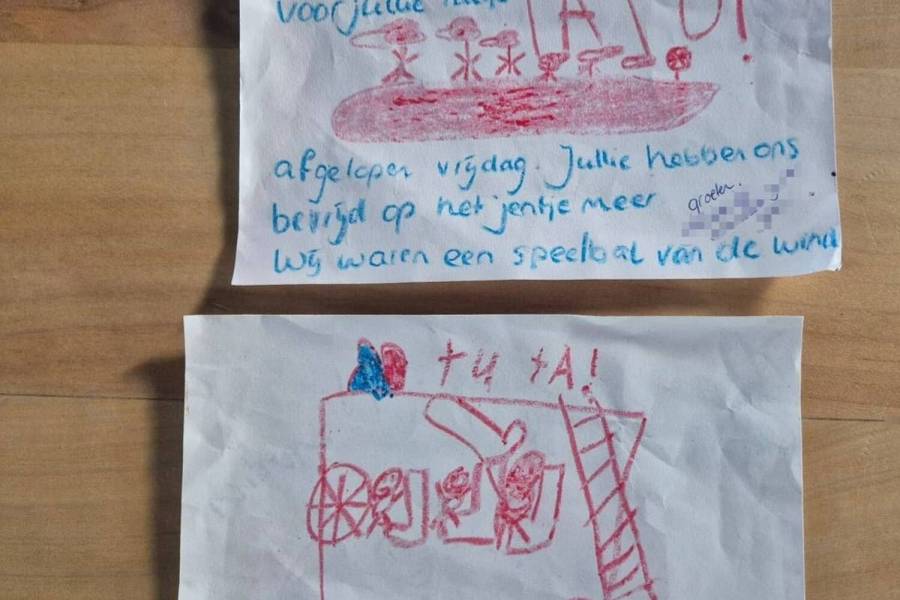Chocolade en kindertekeningen als dank voor redding op stormachtige Jentsjemar