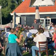 Overdracht statiegeldactie met optreden CMV Crescendo