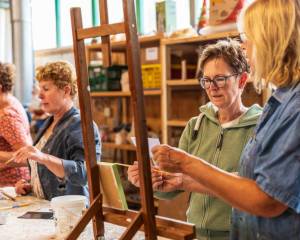 Opperste concentratie bij schilders in de Creatheek